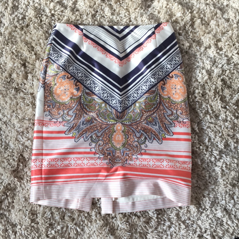 Detailed skirt